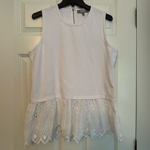 Marled Woman’s White Lace Bottom Tank size Large